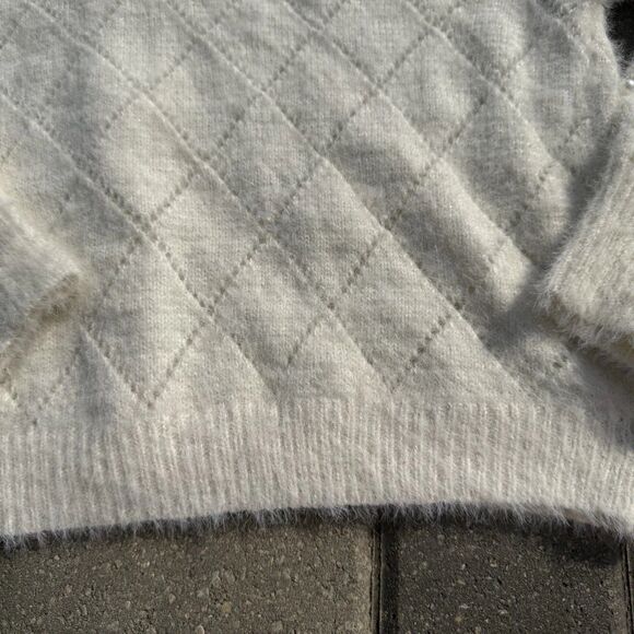 Luna Ivy Cream Diamond Pattern Pearls Buttons Cardigan Sweater Women NWT medium - Picture 6 of 8